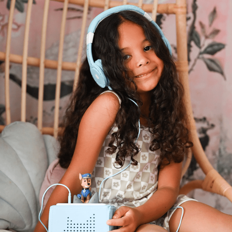 Tonies Paw Patrol Toniebox Audio Player Starter Set with Chase