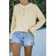 thumbnail image 3 of ABPHQTO Suéter de mujer con cuello henley en beige y hombros caídos con aberturas, 3 of 5