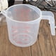thumbnail image 1 of Vaso Medidor De Plástico Jarra Vierta Caño Superficie Contenedor Utensilios De Cocina (500Ml, 1 of 3
