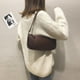 thumbnail image 3 of 2018 Bolso Hombro Con Francesa Retro Horizontal Cuero Con Patrón para Mujer (sin Etiqueta) (marrón Oscuro), 3 of 9