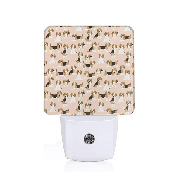 Balery Beagle Dog On Brown Luz Nocturna LED con Sensor Automático, Enchufe con Sensor Crepuscular, Luz Suave de 0.5W para Dormitorio, Pasillo, Baño-EU
