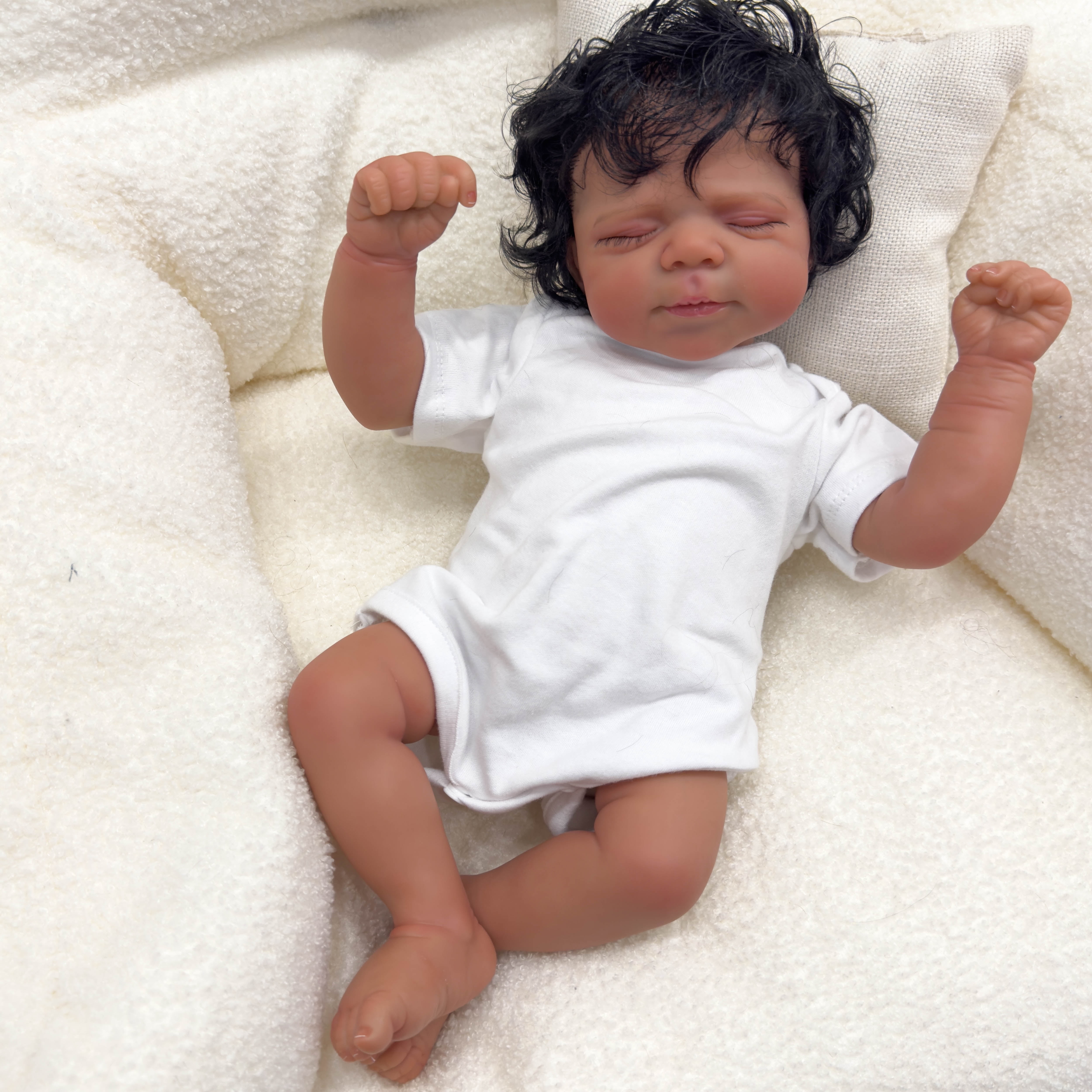 Black Reborn Baby Dolls - 18 inch Lifelike Cloth Body Realistic-Newborn Baby Dolls Sleeping Real Life Baby Dolls with Accessories Gift for Kids Age 3