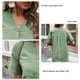 thumbnail image 2 of Blusa verde de manga corta con escote en V, puños enrollados y botones delanteros, corte holgado para mujer, talla S, 2 of 6