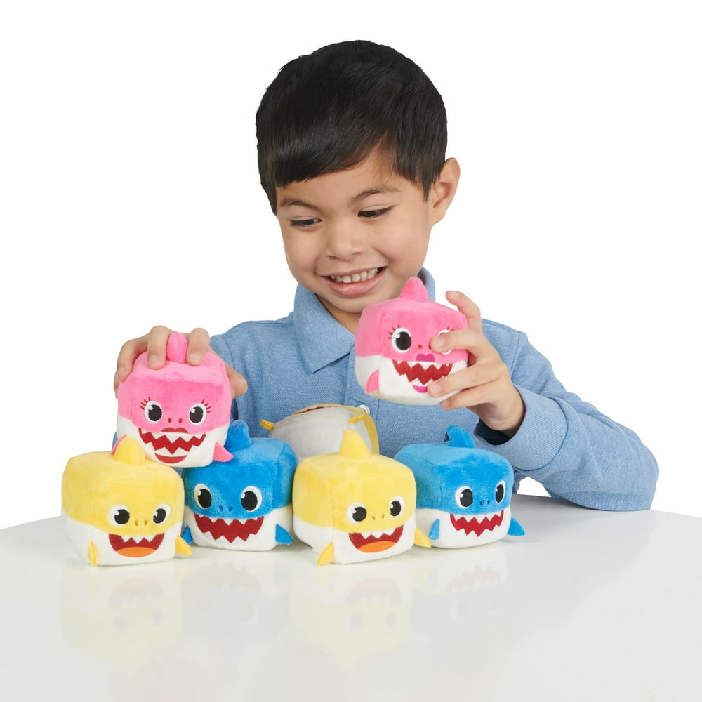 Pinkfong Baby Shark Official Song Cube Baby Shark Family by WowWee