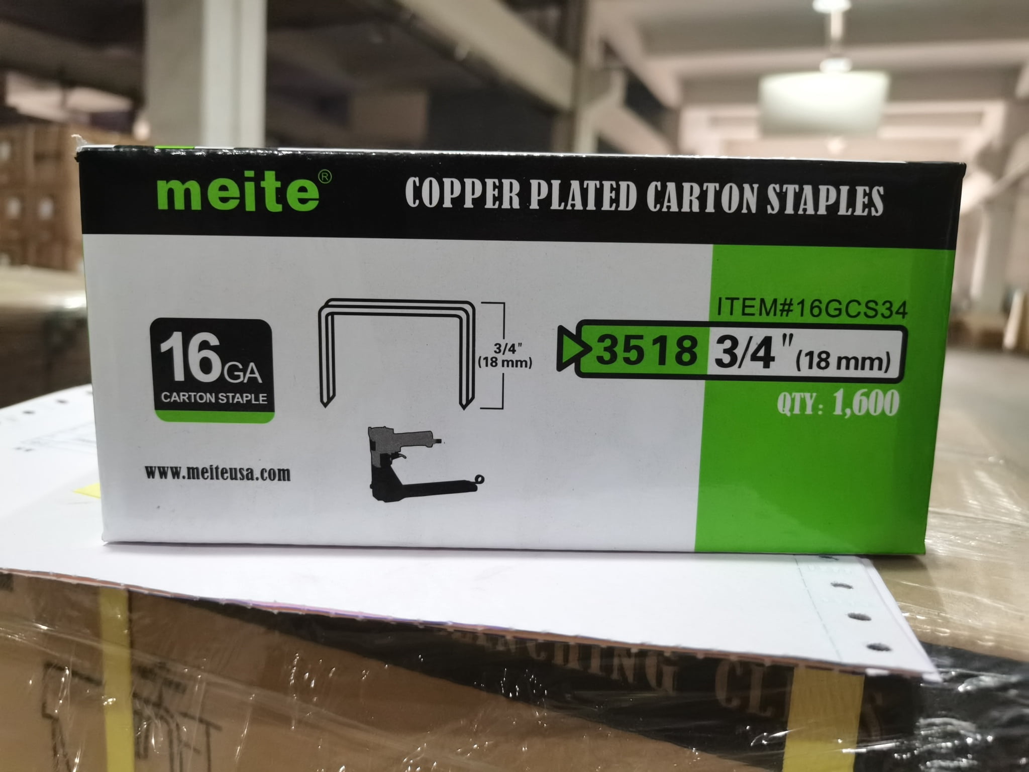 MEITE 16 Gauge Carton Closing Staples 1-3/8" Crown 3/4" Length Copper Coated Carton Staples 2 Boxes (1,600 Pcs/Box)