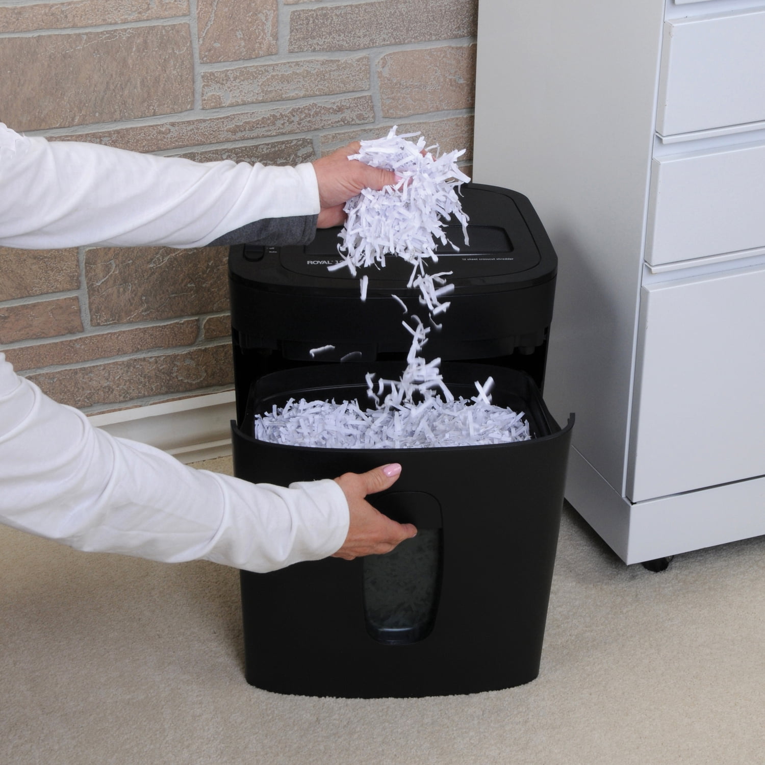Royal 95001G 126X Paper Shredder