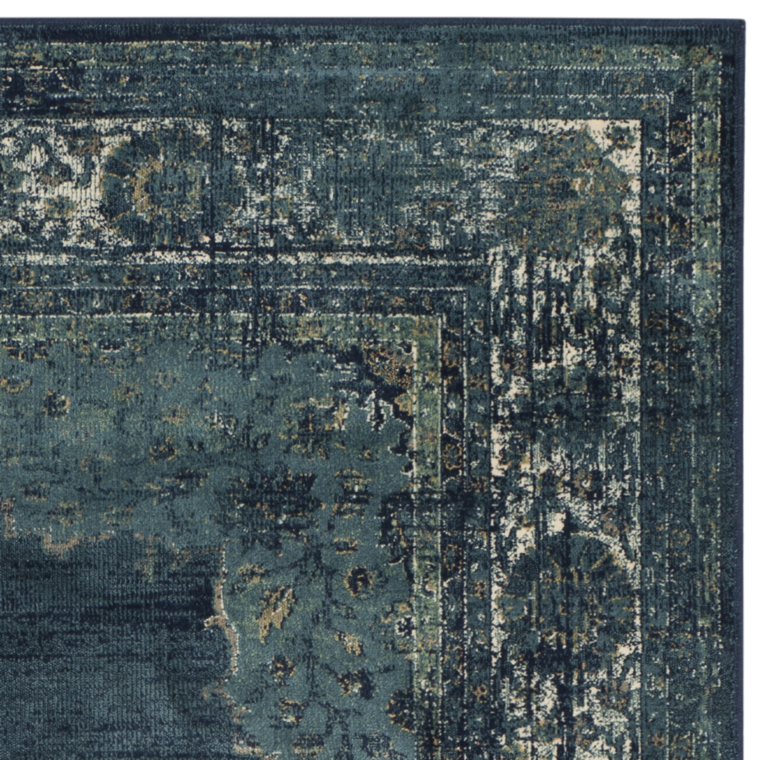 SAFAVIEH Vintage Winthrop Traditional Area Rug, Navy, 8' x 10'
