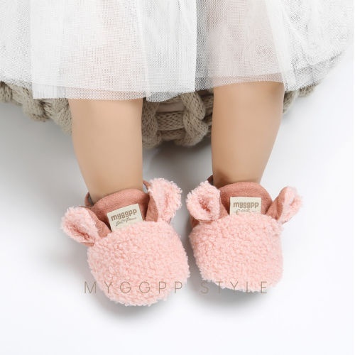 crawling shoes