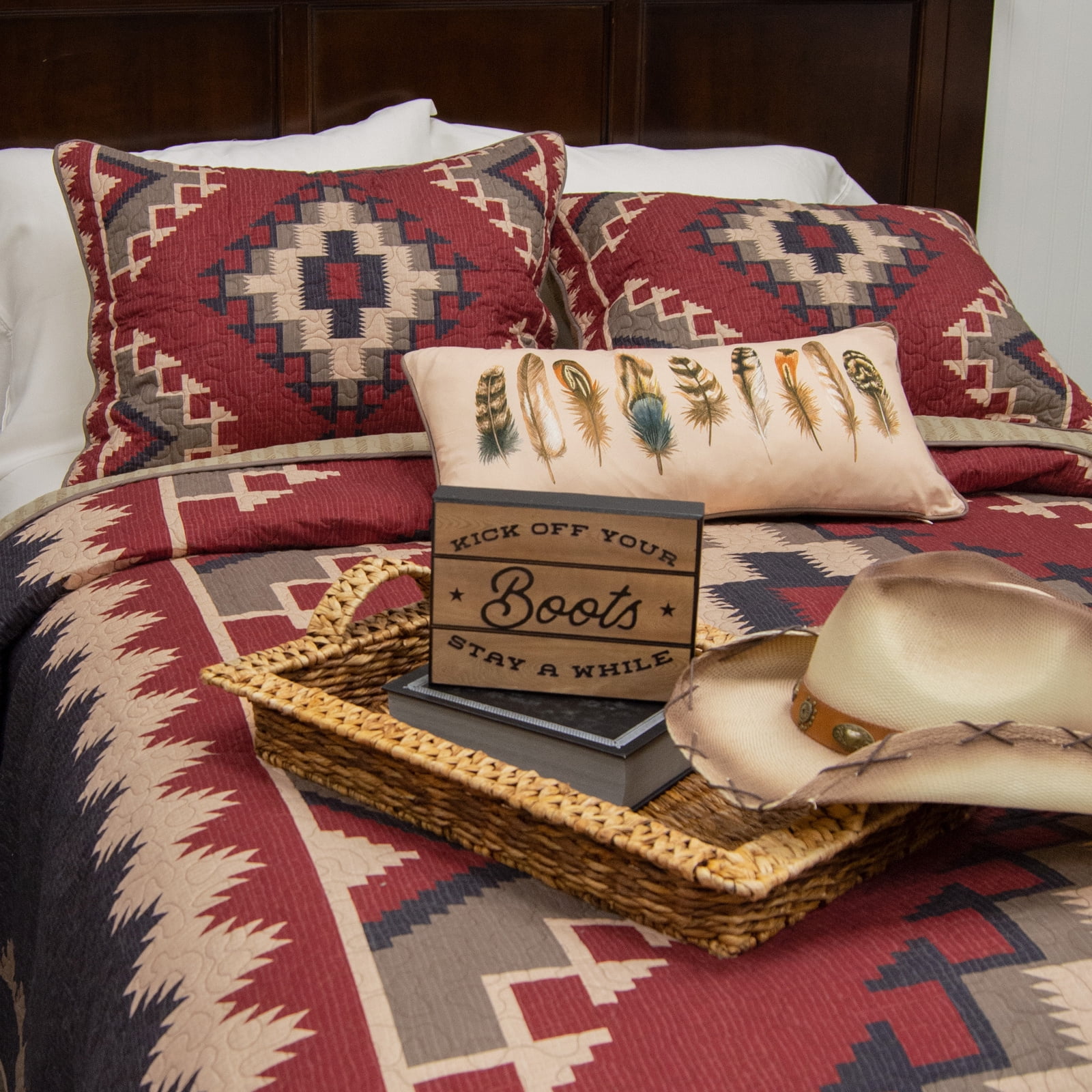 Donna Sharp Mojave Red 3PC Polyester King Quilt Set -Southwest Design Quilt and Shams - Machine washable