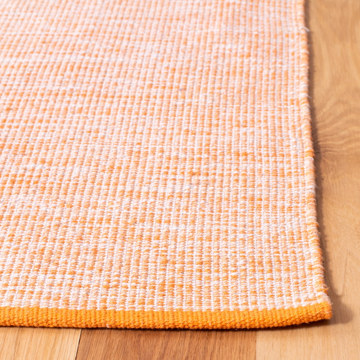 SAFAVIEH Montauk Bernadine Solid Braided Cotton Area Rug, Orange, 6' x 6' Square