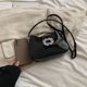thumbnail image 5 of Bolso Hombro para Mujer PU Charol Mano Con (), 5 of 7