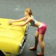 thumbnail image 3 of Accesorio de diseño de estatua diminuta de resina a escala 1/64 Wash Car Woman, 3 of 9
