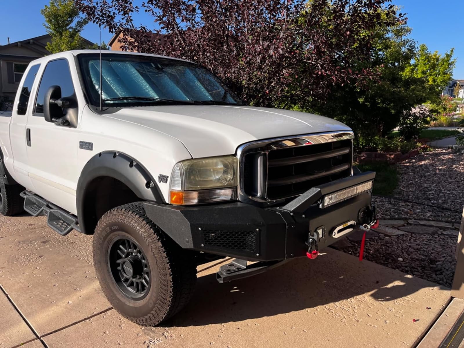 Vijay Front Bumper for 1999-2000-2001-2002-2003-2004 Ford F250/F350 Super Duty with Winch Plate and Aluminum LED Lights