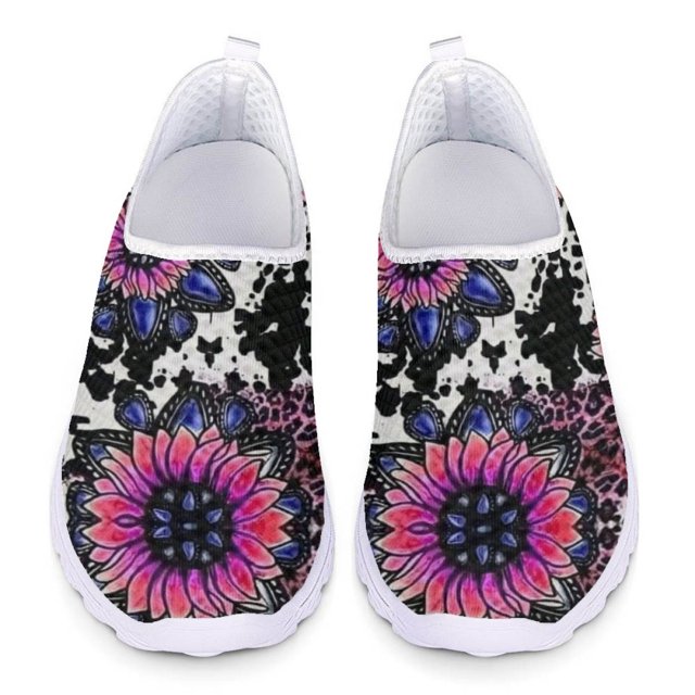 Nuestras zapatillas para correr están hechas de material EVA de alta calidad como suela. Adopta el diseño de malla superior, que puede ampliar las características agradables para la piel y transpirabl