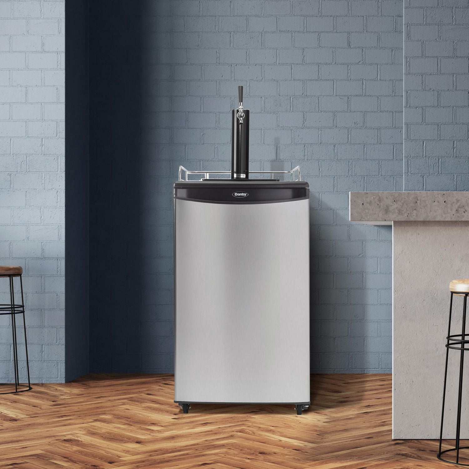 Danby DKC054A1BSLDB 5.4 cu. ft. Single Tap Keg Cooler in Stainless Steel