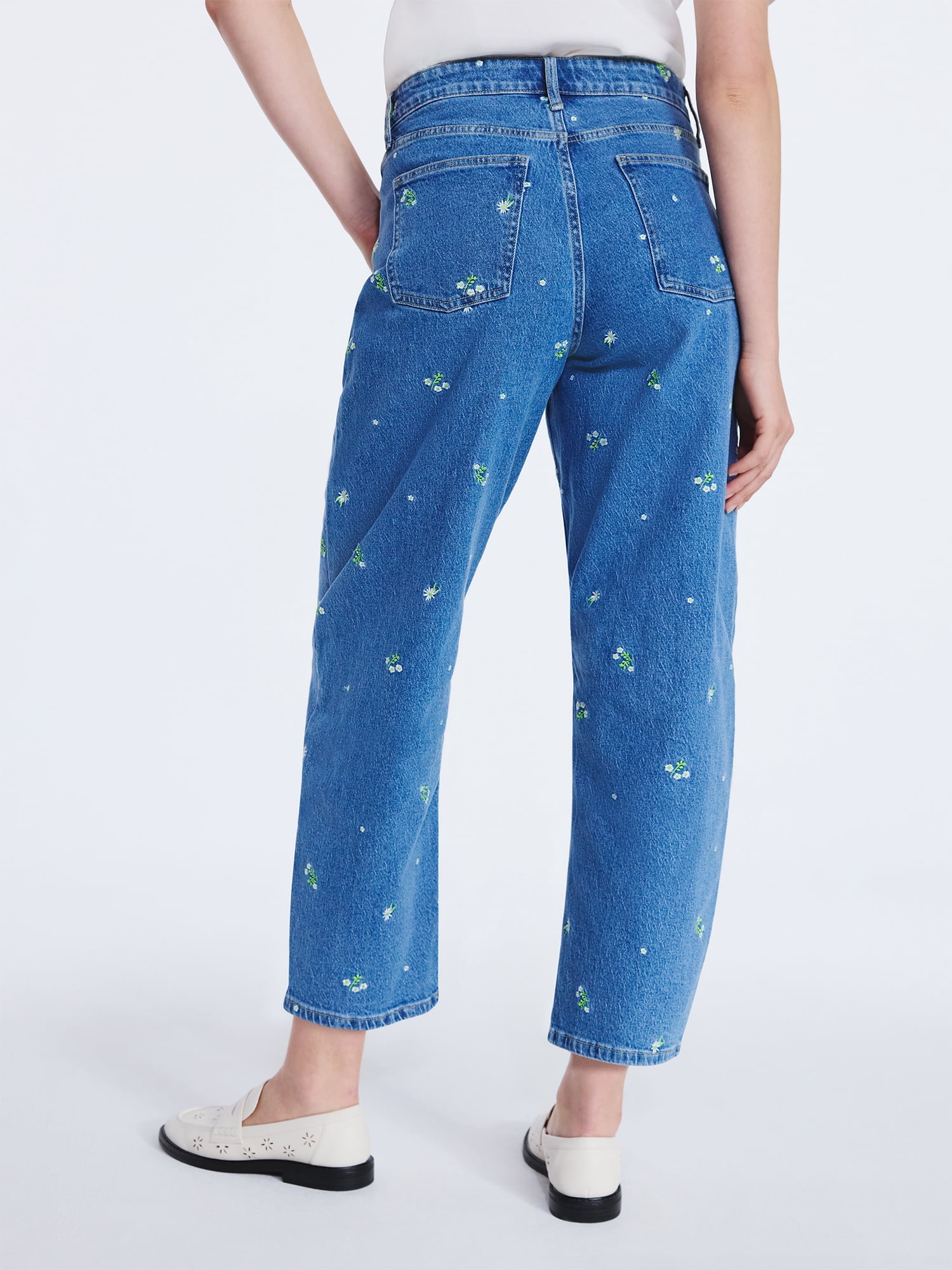 Free Assembly Women's and Women's Plus Embroidered Mid Rise Cropped Barrel Jeans, Sizes 0-26W