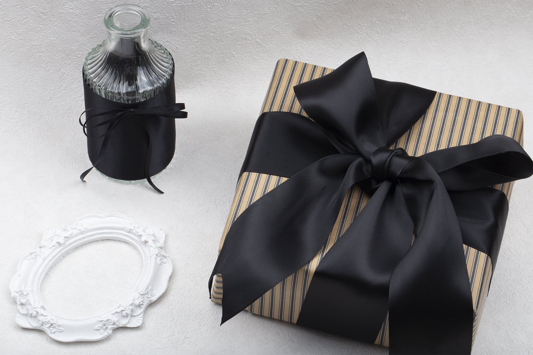 Joycrosso Black Ribbon 2 1/2 Inch Wide Thick Fabric Ribbon, 50 Yards Double Faced Satin for Gift Wrapping Floral Bouquets Wedding Party Decoration