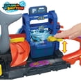 thumbnail image 2 of Hot Wheels City-Station de Lavage Requin-Coffret voiture Color Reveal, 2 of 6