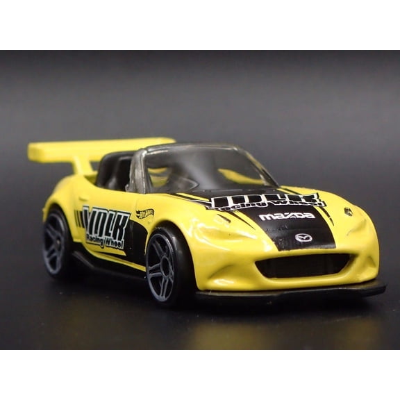 Open Box 2015-2025 MAZDA MX5 MIATA CONVERTIBLE ND 1:64 SCALE DIORAMA DIECAST MODEL CAR