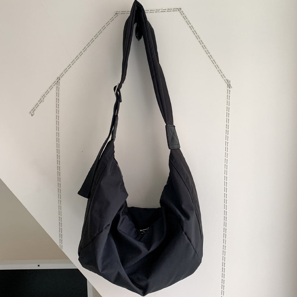 FENOHREFE Simple Fashion Casual Bags Shoulder Bags Solid Color Dumpling Bag Nylon Crossbody Bag Wide Shoulder Straps Trendy Bags
