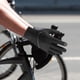 thumbnail image 2 of Guantes calefactables para hombre y mujer | Guantes térmicos de invierno impermeables con USB para pantalla táctil | Guantes calefactables con aislamiento y resistentes al viento para conducir,, 2 of 8