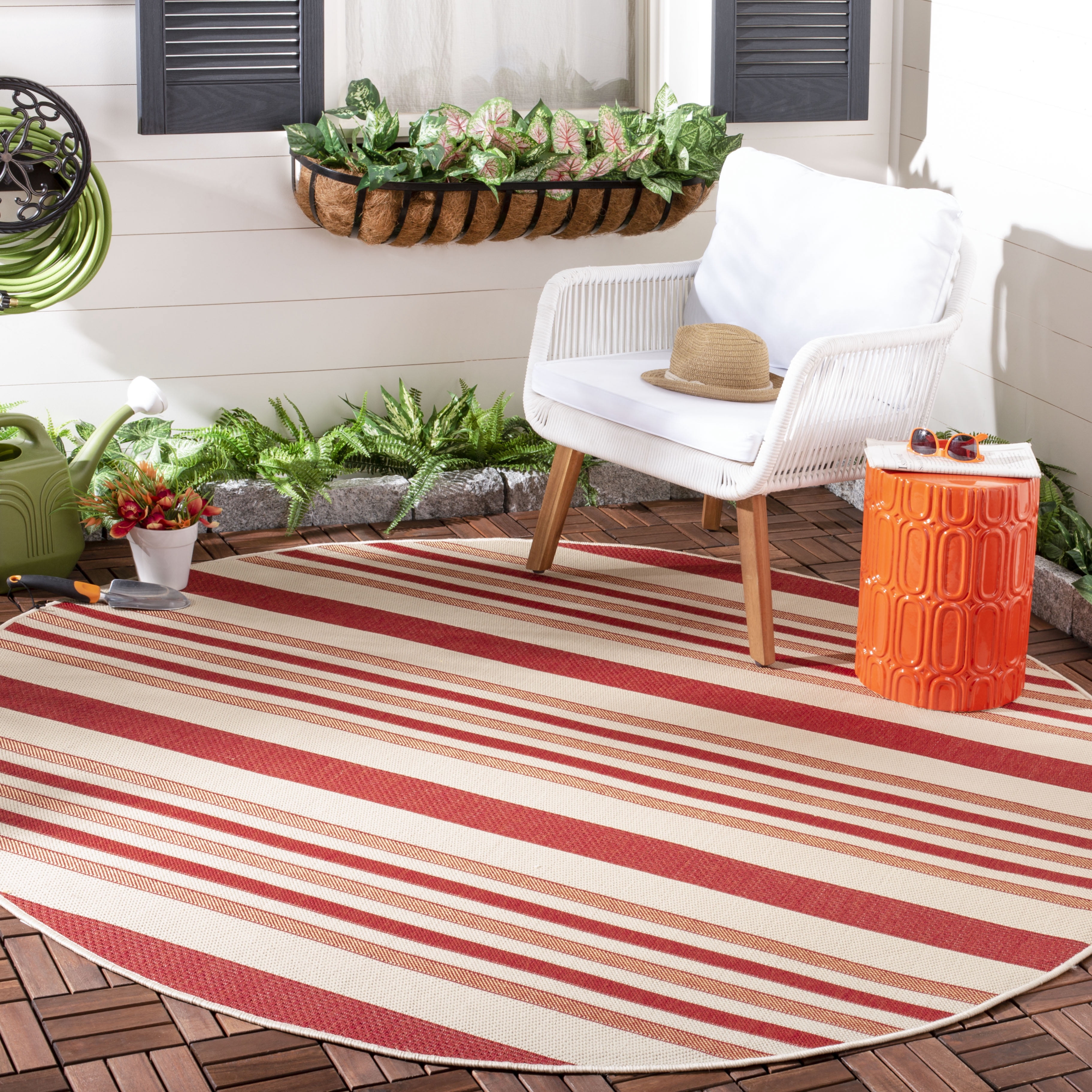Safavieh Courtyard Aaron Striped Indoor/Outdoor Area Rug, Beige/Red, 5'3" x 5'3" Round