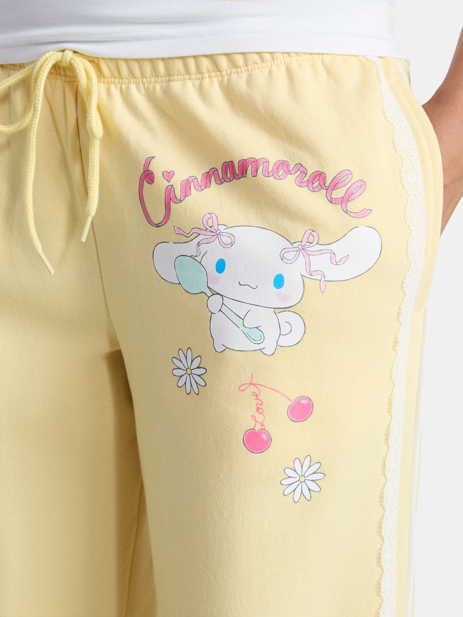 Cinnamoroll Women's Sweet Treats Graphic Fleece Sweatpants, Sizes XXS-XXL