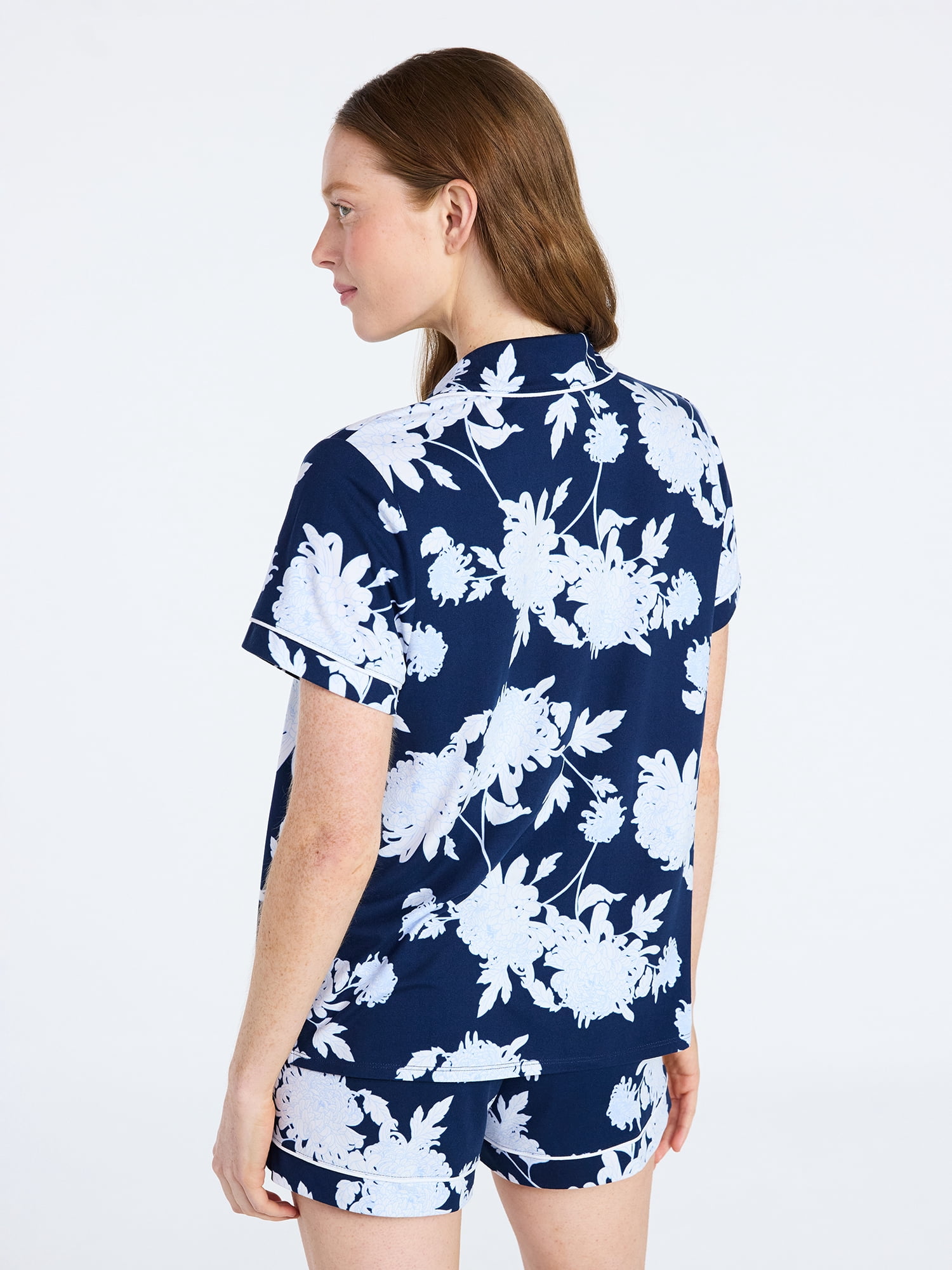 Joyspun Women's Dreamy Soft Collection Notch Collar Top and Shorts Pajama Set, 2-Piece, Sizes XS-3X
