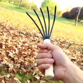 thumbnail image 2 of Rastrillo de metal versátil con mango de madera, herramienta de jardinería portátil para exteriores ER, 2 of 5