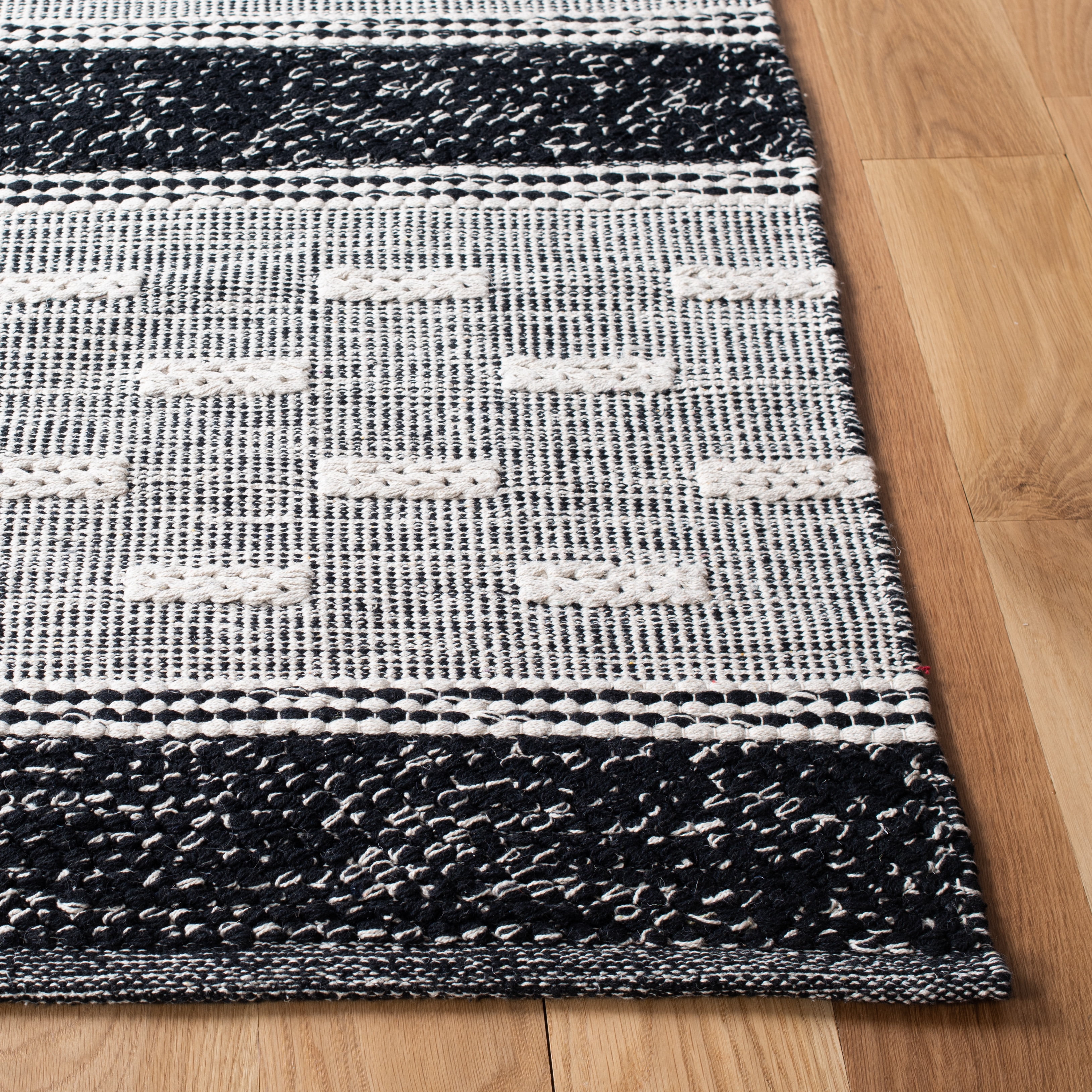 SAFAVIEH Striped Kilim Percival Striped Cotton Area Rug, Black/Ivory, 9' x 12'