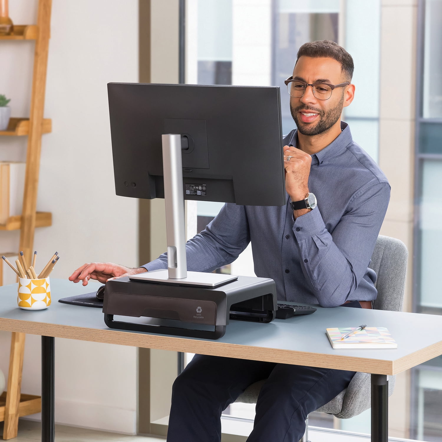 Fellowes Breyta Ergonomic Monitor Riser (Black), 100098502