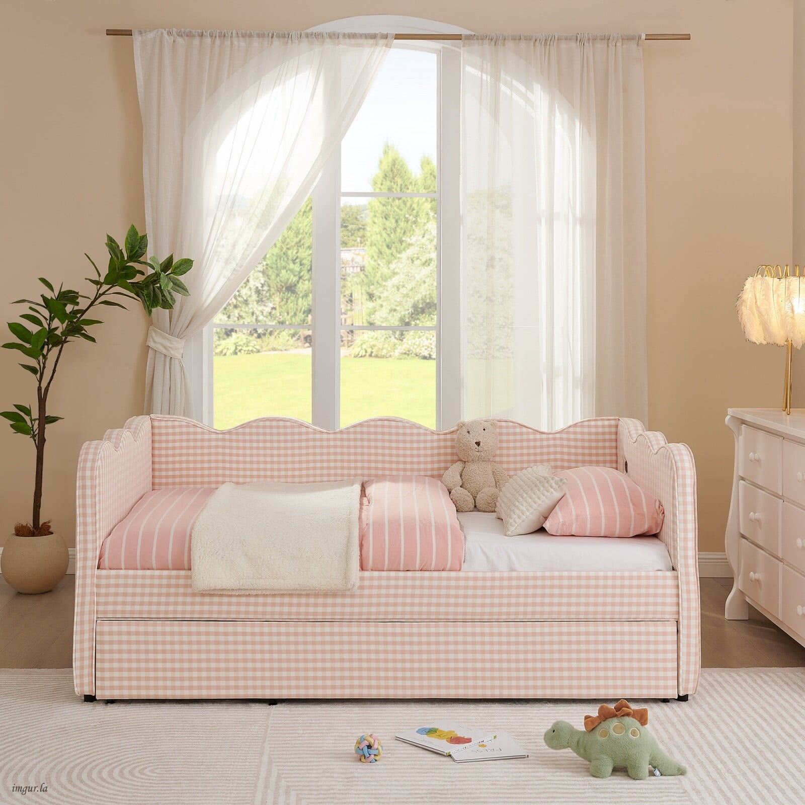 Twin Size Gingham Daybed with Trundle, Wave Shaped Sofa Bed with USB Port, No Box Spring Needed