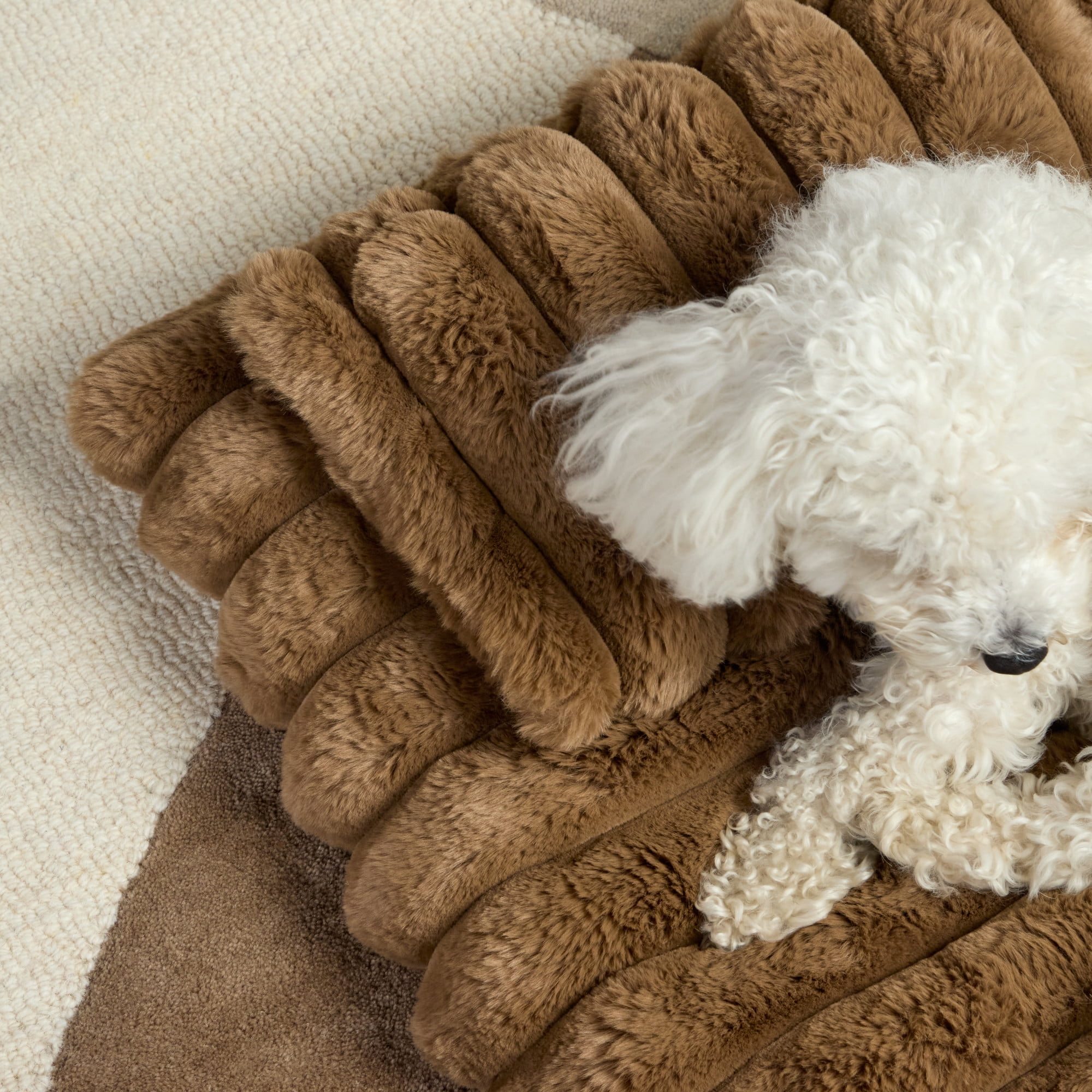 TOWN & COUNTRY LUXE CuddleTown Ribbed Bubble Stripe Pillow Crate Mat Pet Bed, Machine Washable Cover, Soft & Calming, Non-Slip Bottom, Brown, Extra Small 23"x17"x3"