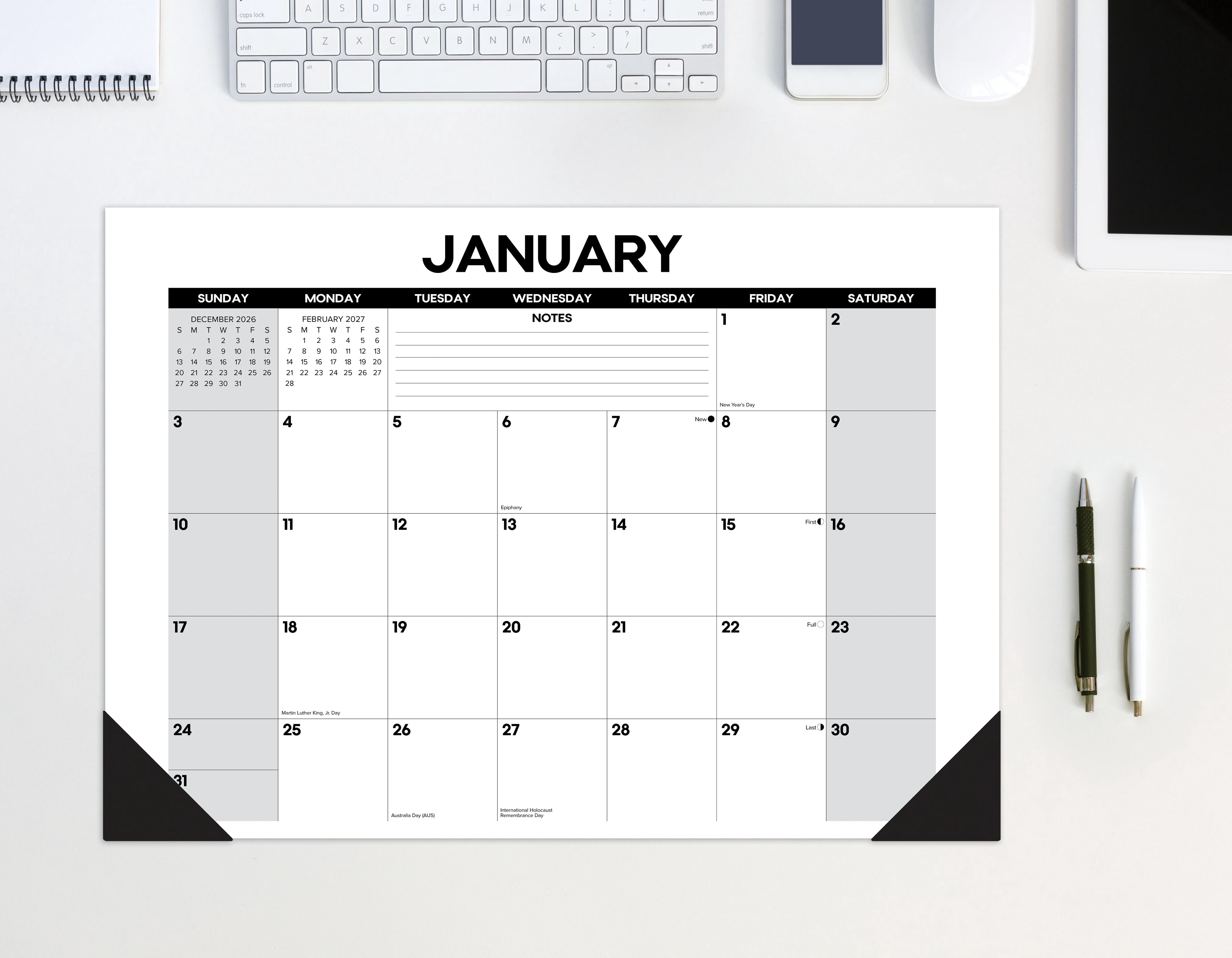 Willow Creek Press Basic 2027 17" x 12" Small Monthly Deskpad (66430)