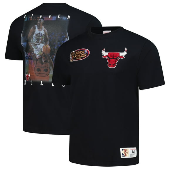 Men's-Mitchell & Ness Scottie Pippen Black Chicago Bulls Hardwood Classics NBA Legends T-Shirt