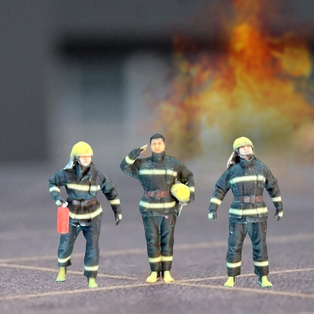 3 piezas de modelo de , adorno de mesa de arena, coleccionables realistas, modelo de personas pequeñas para Diorama, casa de muñecas, diseño de 87 Hugo figura en miniatura