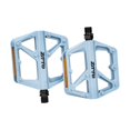 thumbnail image 2 of Paquete de 2 pedales ultraligeros para bicicleta con reflector, accesorios de reemplazo directo para Azul, 2 of 8