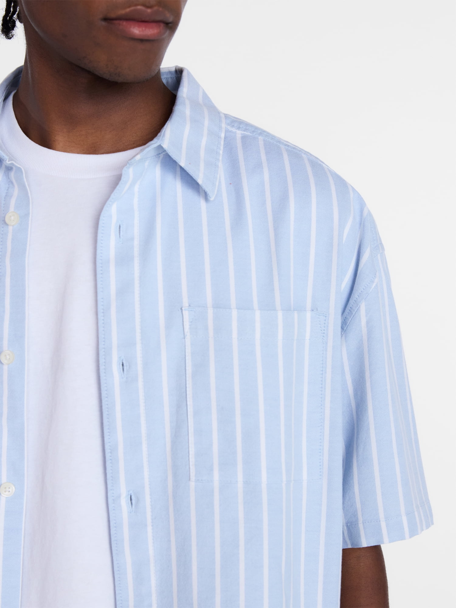 No Boundaries Boxy Cropped Fit Oxford Shirt with Short Sleeves, Men's XS-5XB