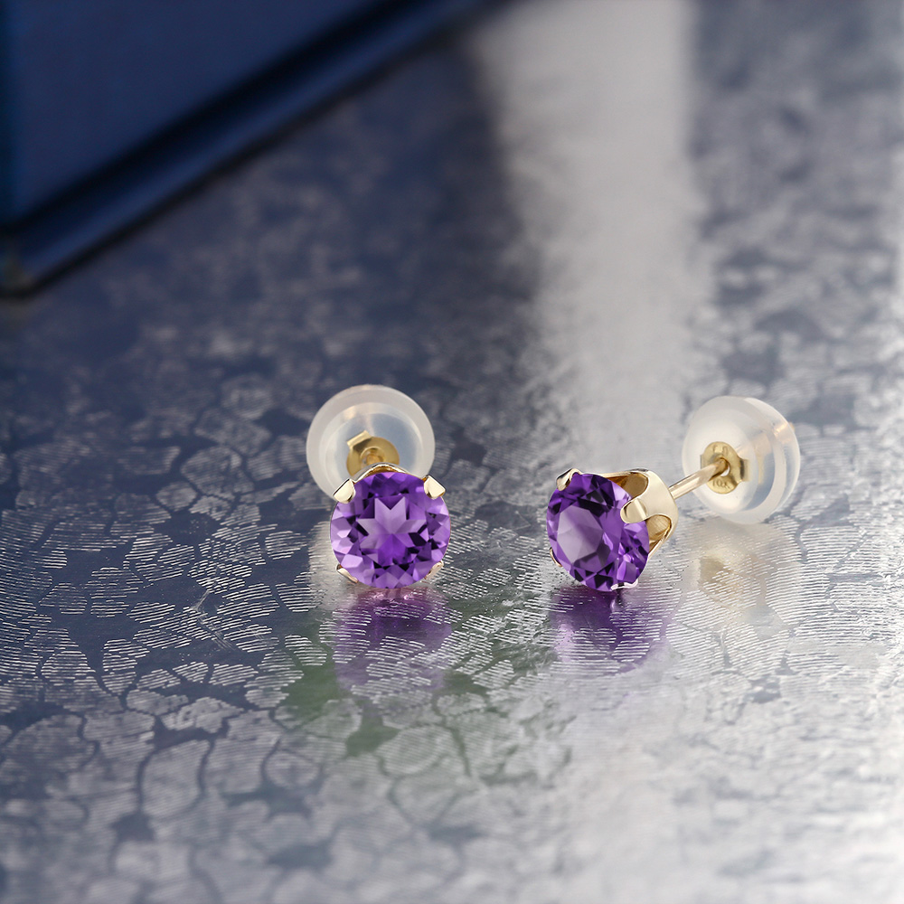 Gem Stone King 10K Yellow Gold Round Purple Amethyst 4 Prong Stud Earrings for Women Men (0.90 Cttw, Gemstone Birthstone, Round 5MM)