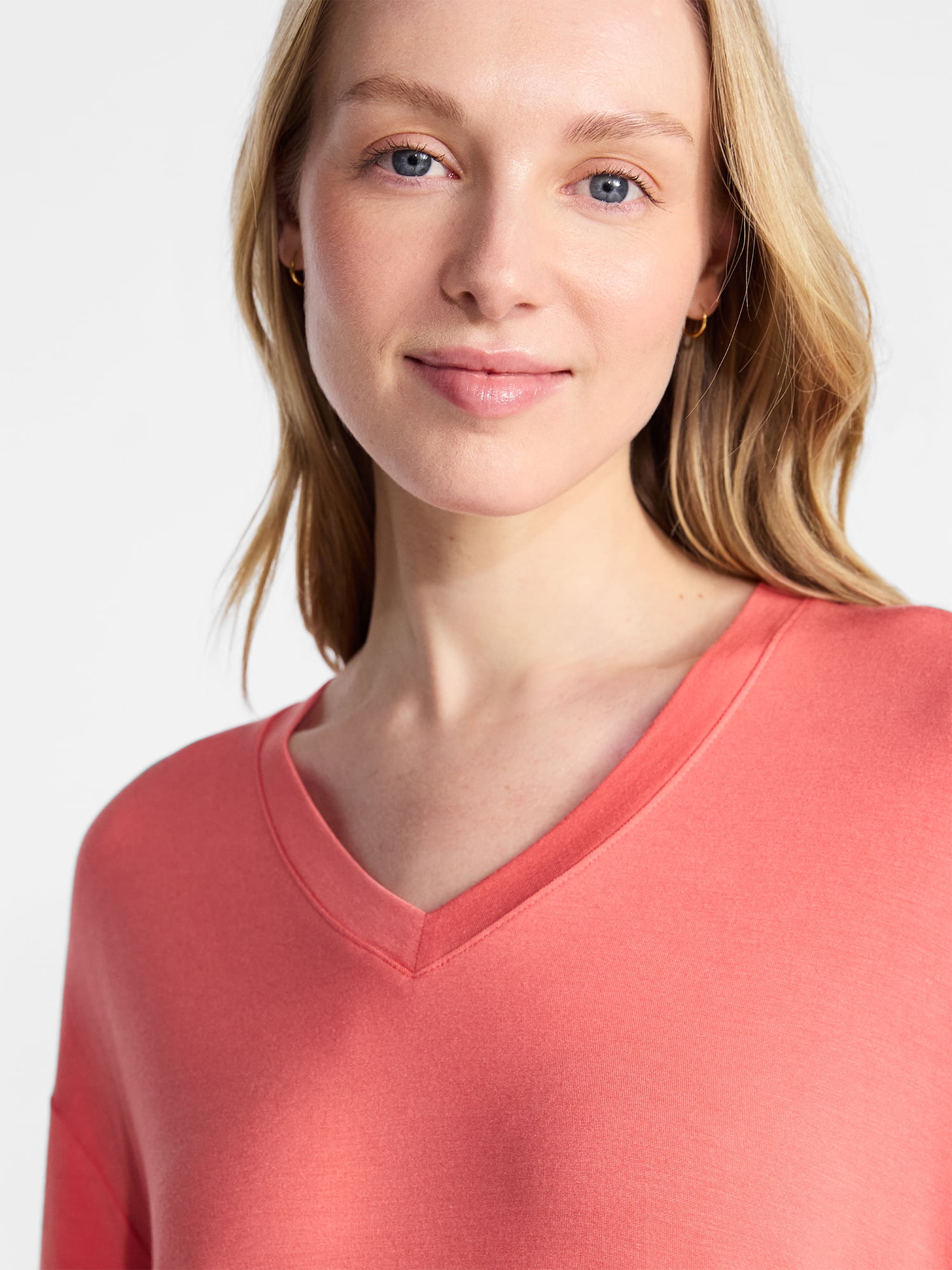 Time and Tru Women's V-Neck Tunic Tee with Short Sleeves, Sizes XS-XXXL