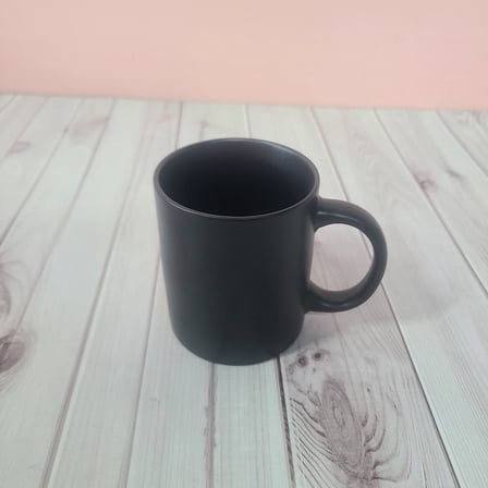 Feibzsss mugs Black Ceramic Coffee Mug 16 oz – Premium Matte Finish, Microwave & Dishwasher Safe, Ergonomic Handle, Ideal for Hot Beverages