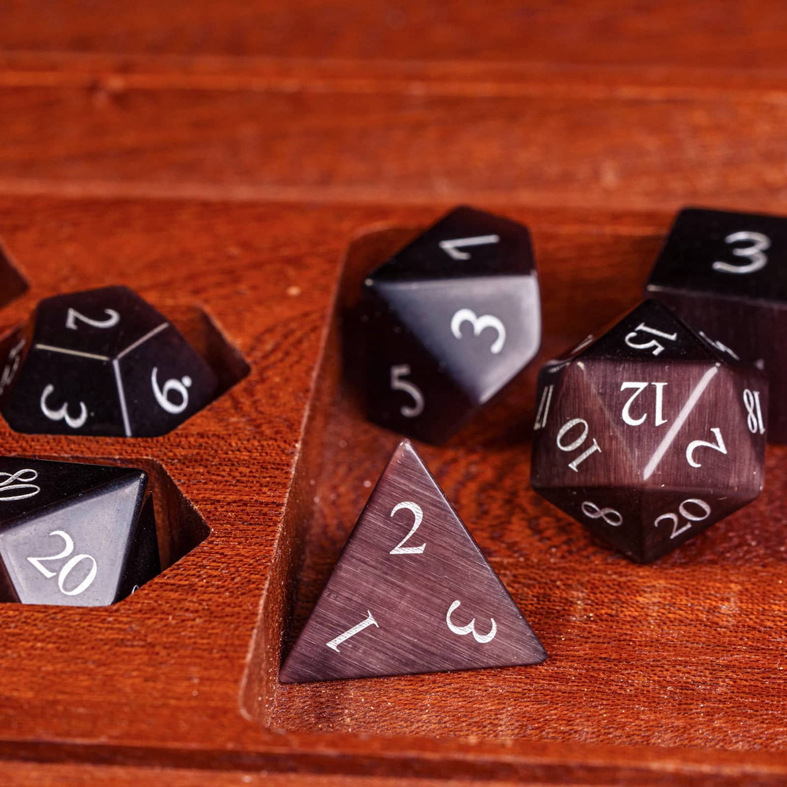 Cusdie Set of 7 Handmade Stone Dice, 16mm Polyhedral Stone D&D Dice Set with Leather Box, DND Dices for Collection
