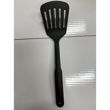 NYLON SLOTTED TURNER