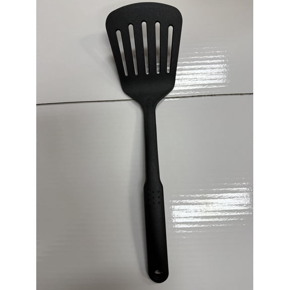 NYLON SLOTTED TURNER