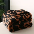 thumbnail image 4 of Fiudx Manta de Terciopelo a Rayas, Suave y Cómoda, Diseño Moderno y Duradero, Transpirable para Todas Las Estaciones, Ideal para Una Siesta En El Sofá, Fácil de Mantener, Tamaño 70 X 100 Cm., 4 of 6