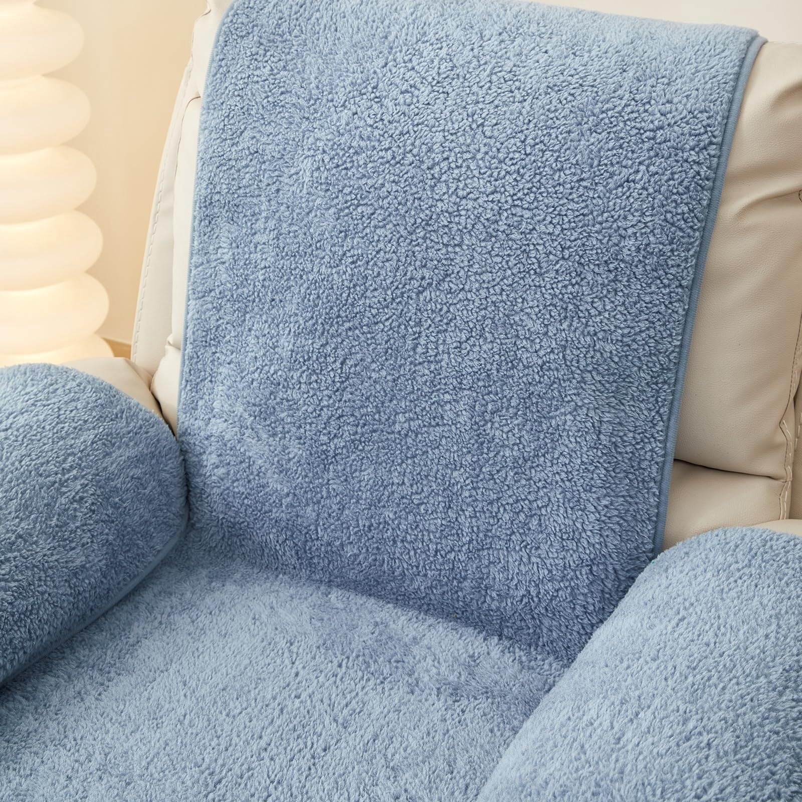 Recliner Chair Covers Fleece Soft Warm Sofa Slipcover Furniture Protector Non-Slip Washable Reclining Chair Cover for Kids, Pets