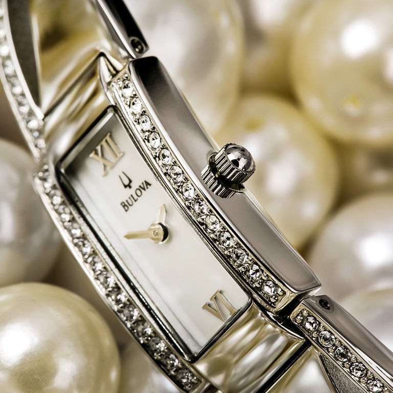 Bulova Women display picture 1