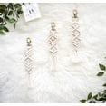 thumbnail image 5 of Mini llaveros de macramé Boho Macrame Bag Charms con borlas Lindos accesorios hechos a mano para llaves de coche, monedero, teléfono, cartera, regalo único, suministros para fiestas, blanco natural, paquete de 3 ER, 5 of 5