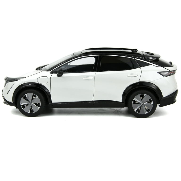Paudi 1/18 Diecast Model Car for Collection Minicar Nissan Paudi 1/18 Diecast Model Car for Collection Minicar Nissan