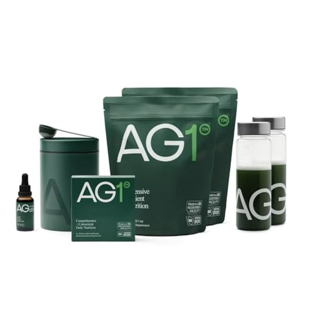 Suplemento en polvo AG1 Greens | Mejorar la salud intestinal | Multivitamínico, probiótico, sin gluten, vegano y apto para ceto | 75 vitaminas (verdes atléticos) - Kit de valor familiar